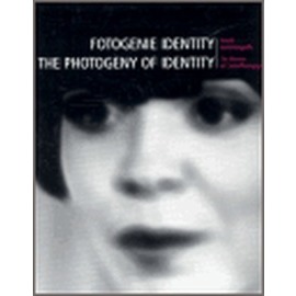 Fotogenie Identity / The Photogeny of Identity