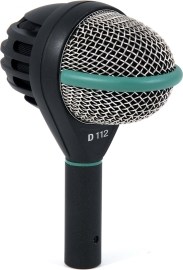 AKG D 112