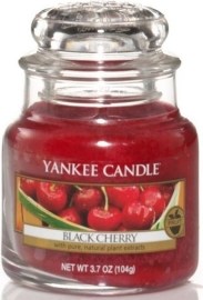 Yankee Candle Black Cherry 104g