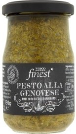 Tesco Finest Pesto omáčka s bazalkou a extra panenským olivovým olejom 190g