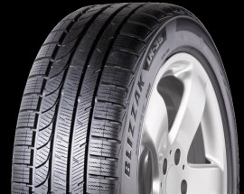 Bridgestone Blizzak LM-35 215/55 R16 93V