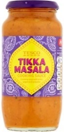 Tesco Tikka masala stredne pikantná omáčka s cibuľou, jogurtom a koriandrom 500g