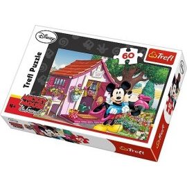 Trefl Disney Mickey a Minnie v záhrade 60