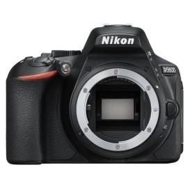 Nikon D5600 + 10-20 AF-P VR
