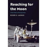 Reaching for the Moon: A Short History of the Space Race - cena, porovnanie