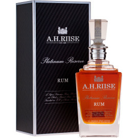 A.H. Riise Platinum Reserve 0.7l