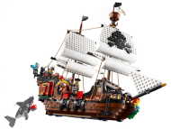 Lego Creator 31109 Pirátska loď