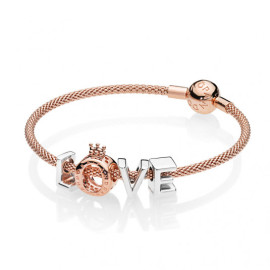 Pandora Love is a rose