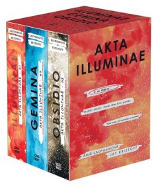 Akta Illuminae - box