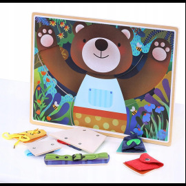 DR 113470 Drevená tabuľa s medvedíkom pre šikovné ručičky