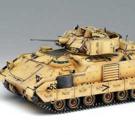Academy Games Model Kit tank 13205 - M2A2 BRADLY OIF (1:35)