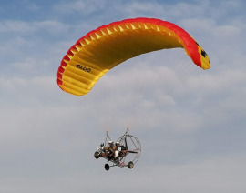 Motorový paragliding