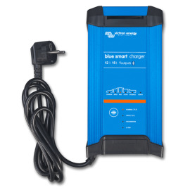 Victron Energy BlueSmart 12V/15A IP22