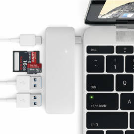Satechi USB-C Passthrough USB Hub