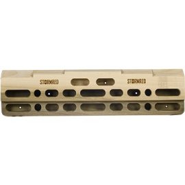 StormRed Balkna hangboard and pegboard