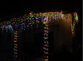 Iso Trade Vianočné vonkajšie / vnútorné osvetlenie, 60 cencúľov, 300 LED