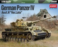 Academy Games Model Kit tank 13528 - German Panzer IV Ausf.H "Ver.Late" (1:35) - cena, porovnanie
