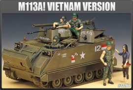 Academy Games Model Kit tank 13266 - M113A1 VIETNAM VERSION (1:35)