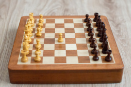 Magnetické drevené šachy LUX zásuvné veľké