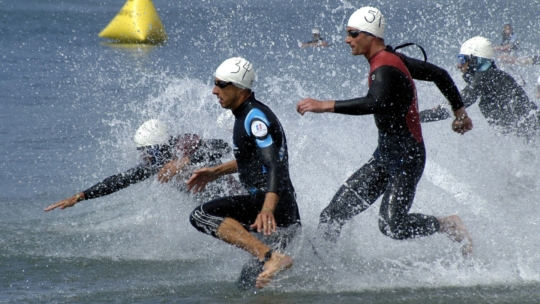 triathlon-81884_1920.jpg